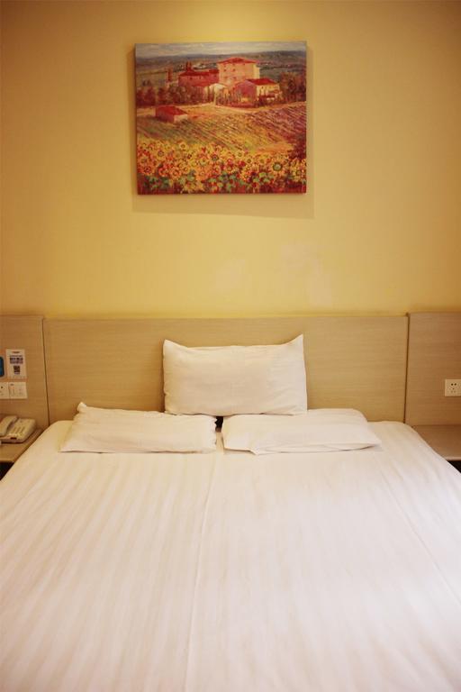 Hanting Hotel Shanghai South Railway Station Luoxiang Road Branch Eksteriør bilde